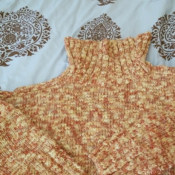 Sweater - Picture 2 of 3